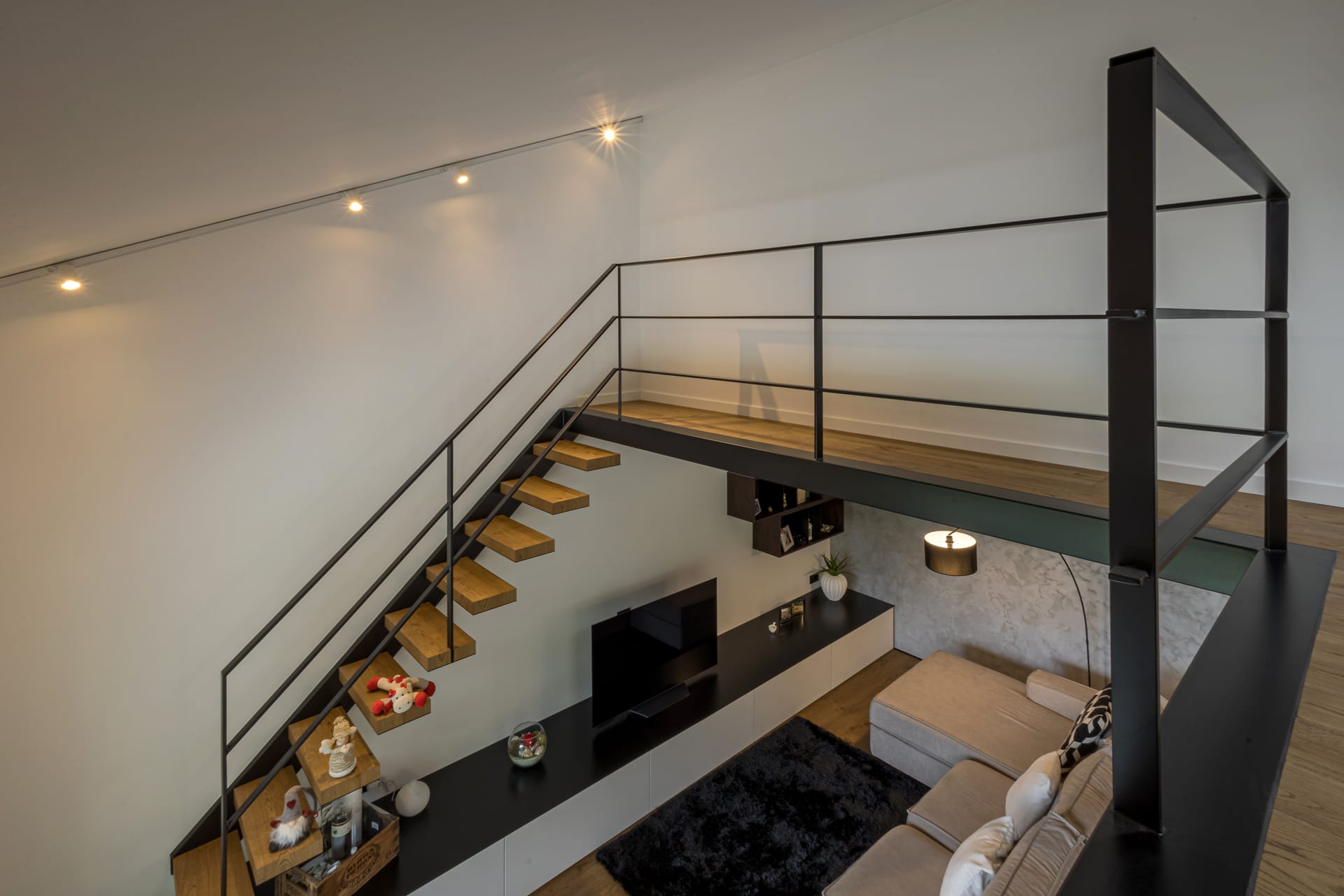 _C8A1402-HDR